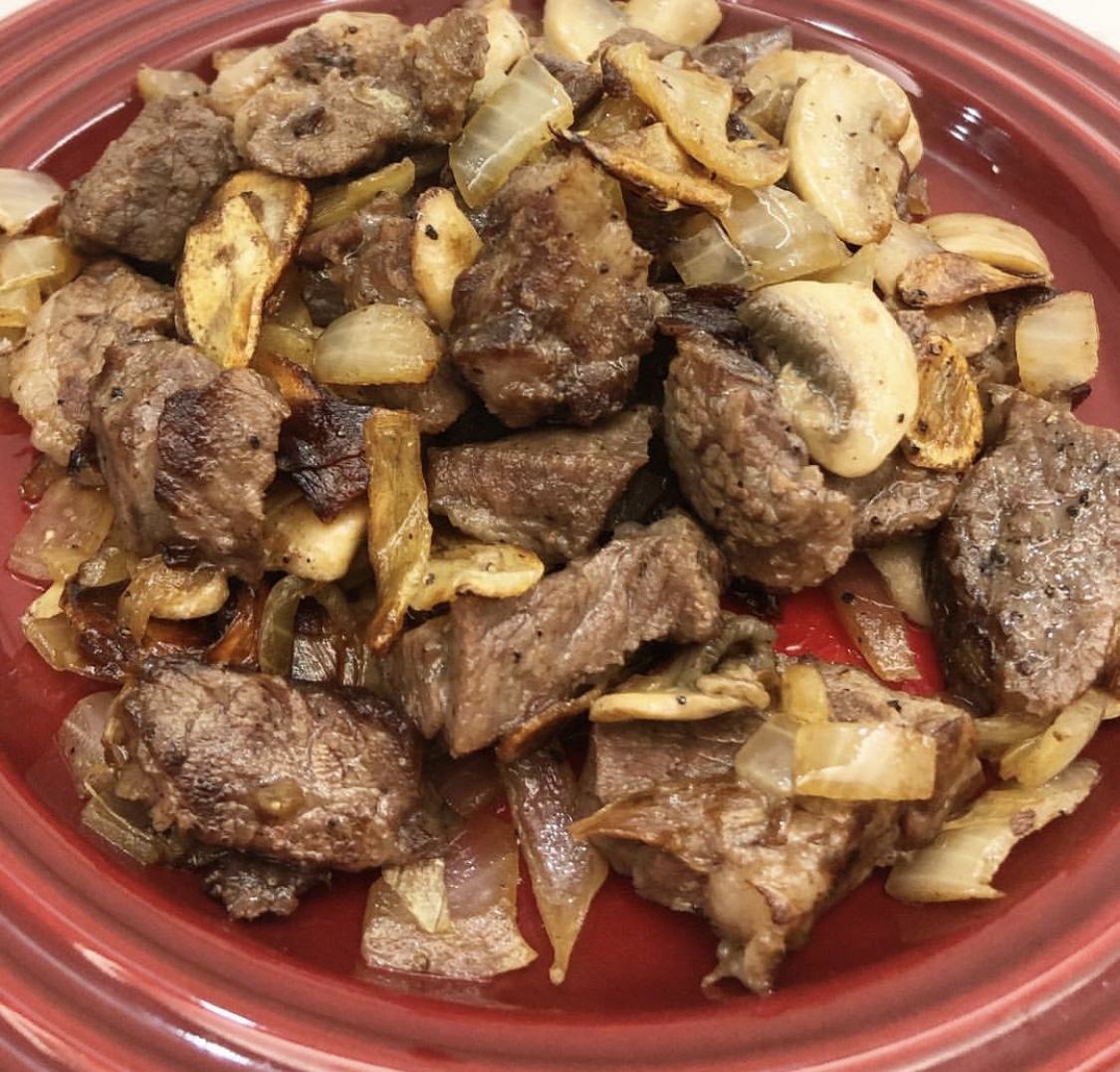 蒜片黑椒牛肉粒