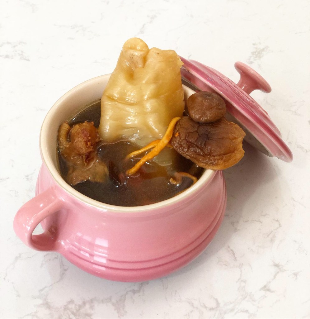 響螺花膠蟲草花湯 