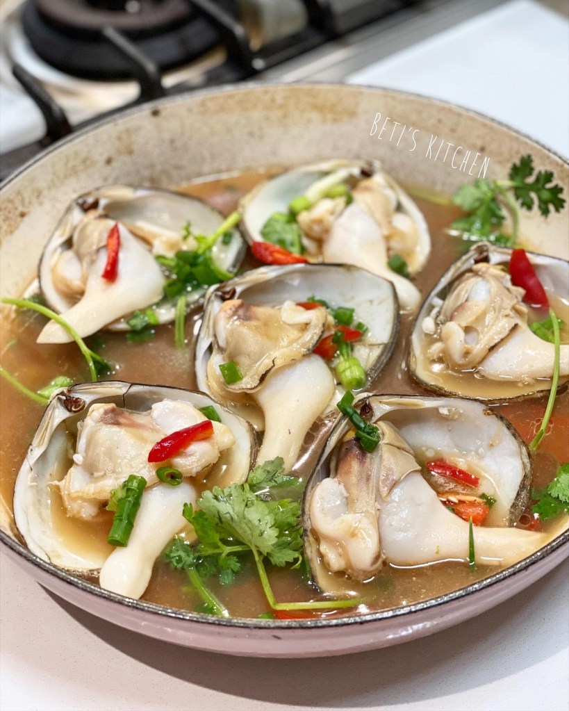 花雕雞湯貴妃蚌 