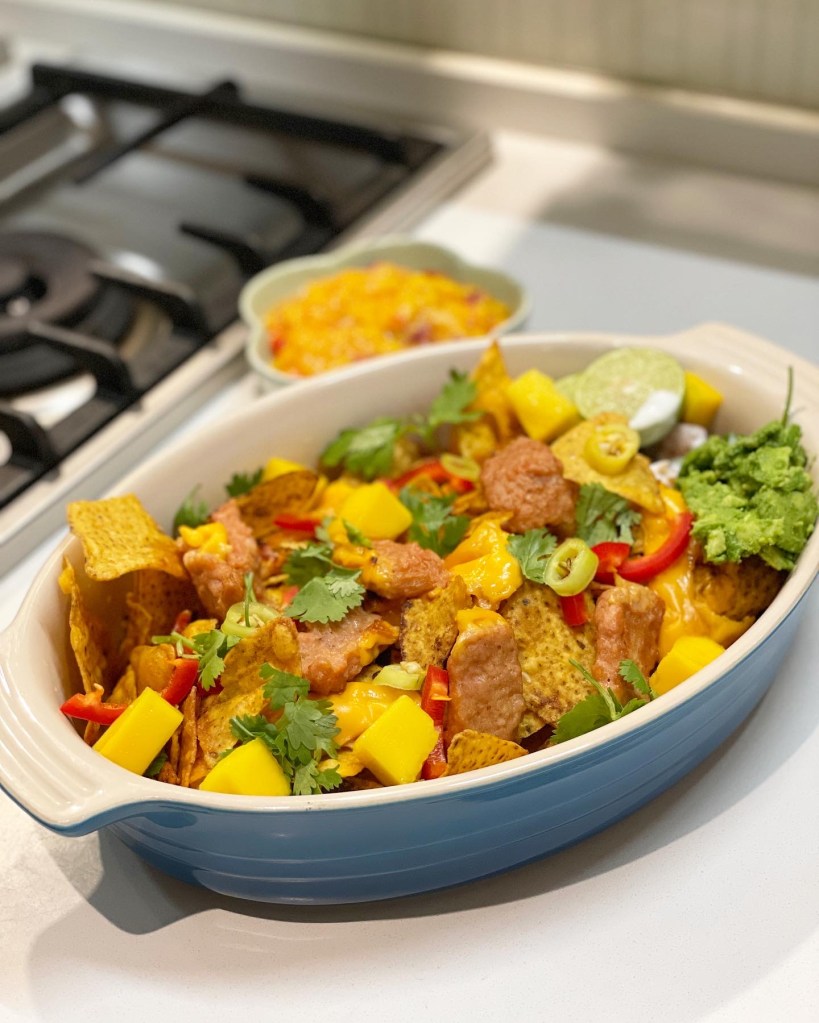 新餐肉芒果莎莎醬配墨西哥粟米脆片