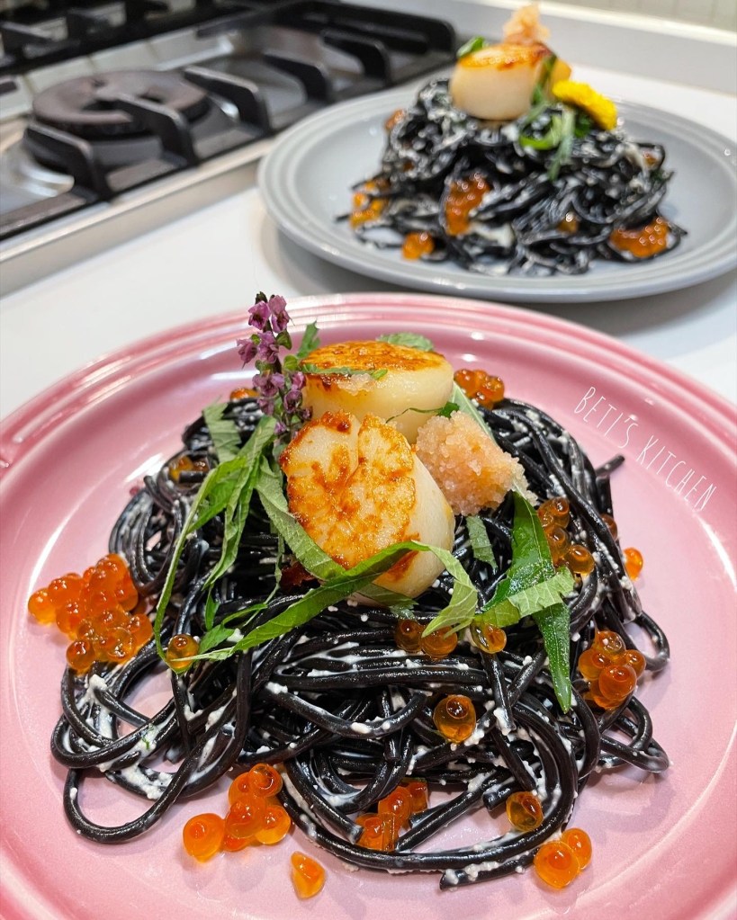 明太子忌廉墨魚汁意粉