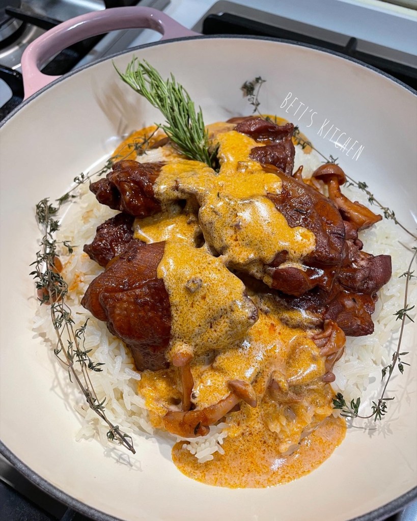 法式紅酒炆雞配雞油飯