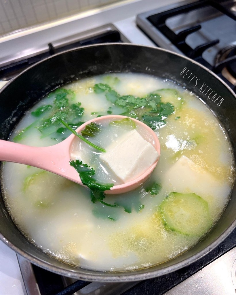 奶白魚湯豆腐勝瓜