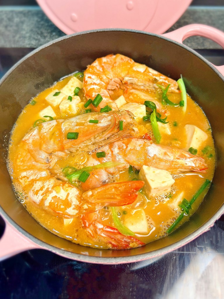 金湯鹹蛋黃大蝦豆腐煲 