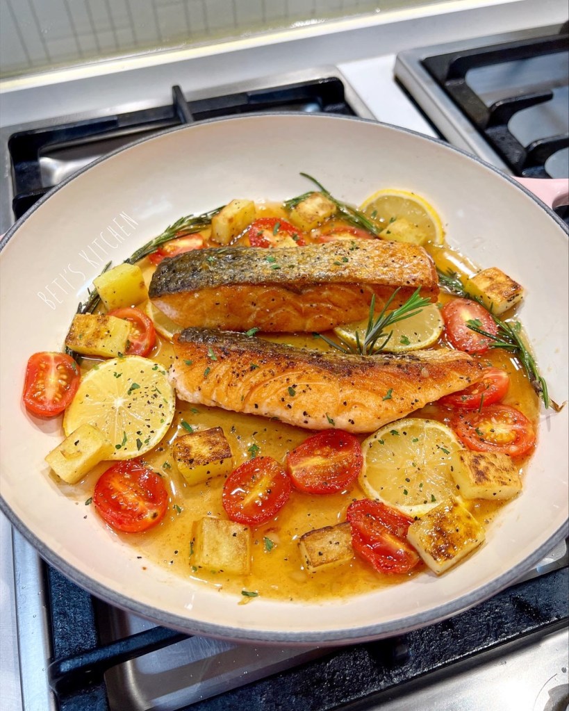 檸檬蜜糖香煎三文魚 