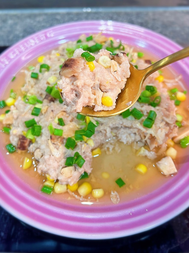 超級鬆軟多汁粟米冬菇蒸肉餅 